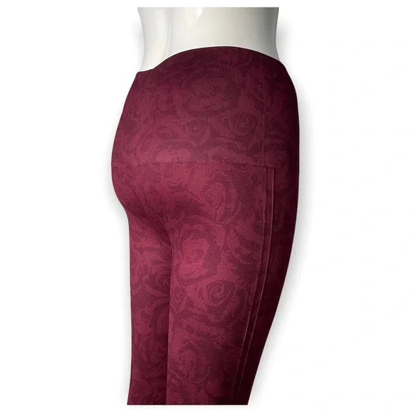Spanx Cropped Look at Me Now Seamless Leggings Garnet Rose - Picture 2 of 7